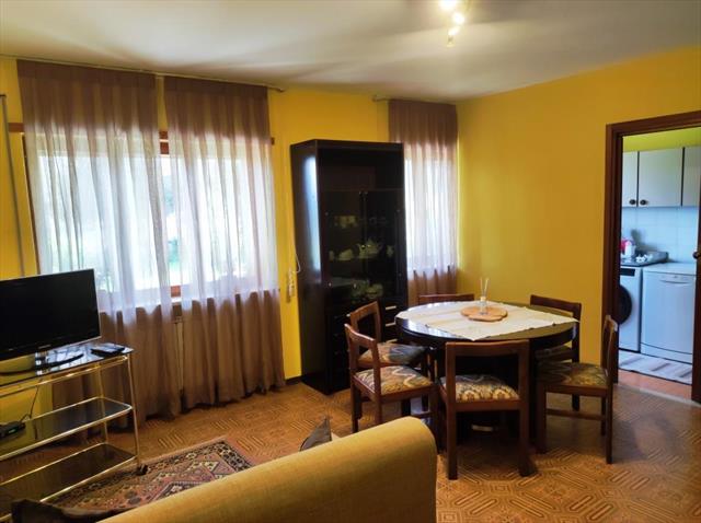 CESUNA - CENTRO PAESE - 2 MATRIMONIALI - PIANO RIALZATO- GIARDINO PRIVATO